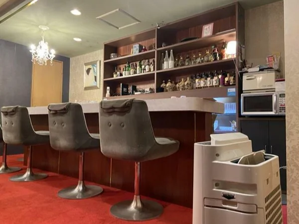 横須賀中央の居抜き店舗の内装