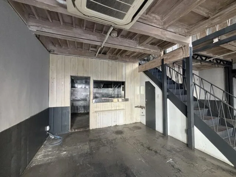 八王子のスケルトン物件の内装