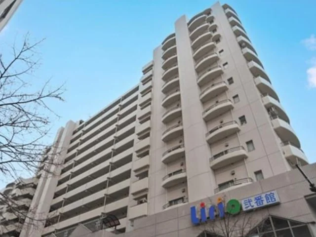 貸店舗(スケルトン)の外観