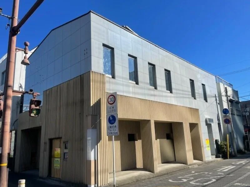 上尾のスケルトン物件の外観