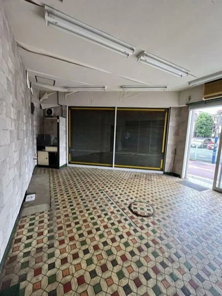 鷺ノ宮の事務所仕様店舗物件の内装