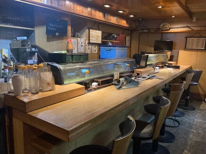寿司の居抜き物件の内装
