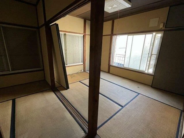 平塚の居抜き店舗の内装