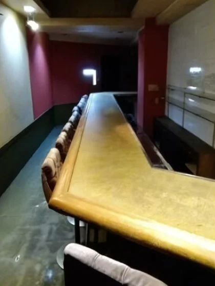 東北沢の居抜き店舗の内装