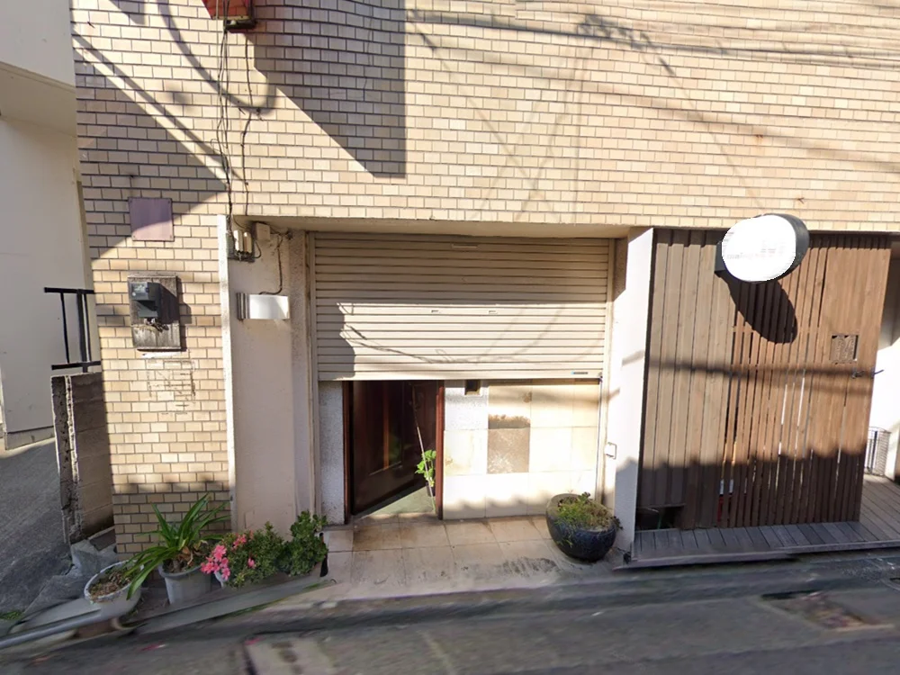東北沢の居抜き店舗の外観
