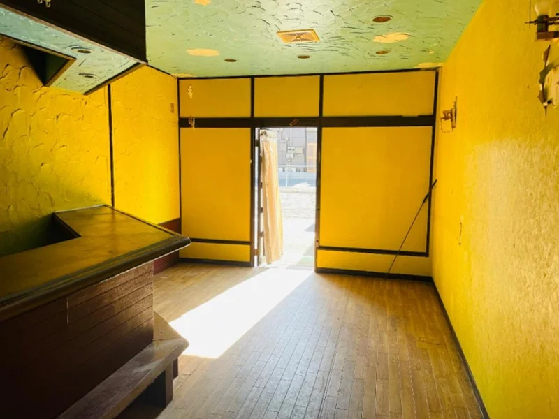 スナック・パブの居抜き物件の内装