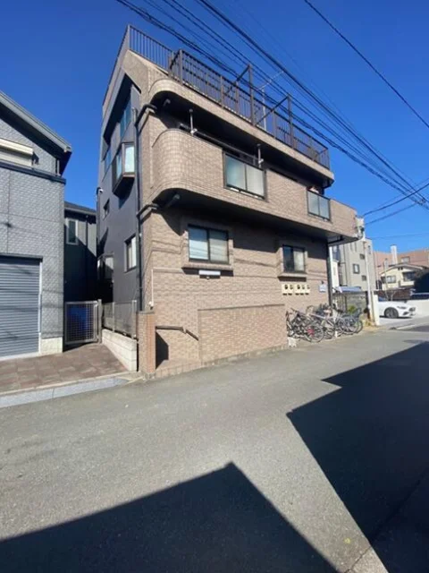 物販の居抜き物件の外観