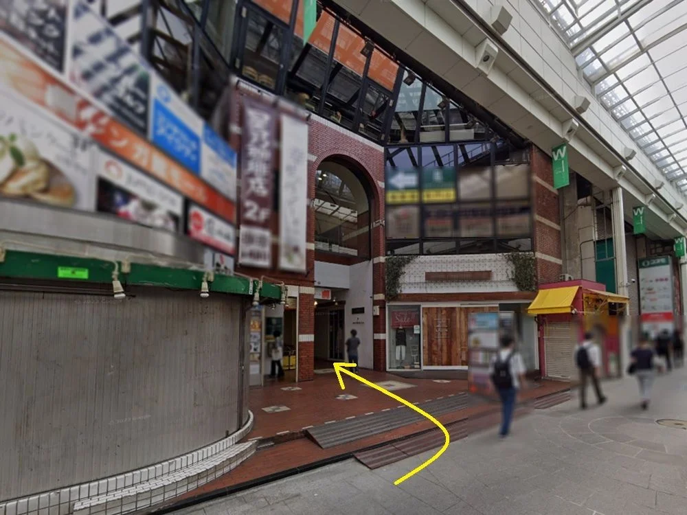 貸店舗(スケルトン)の外観