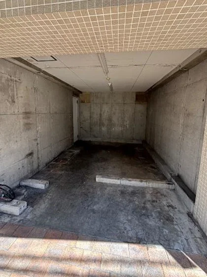 貸店舗(スケルトン)の内装