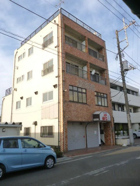 貸店舗(事務所仕様)の外観