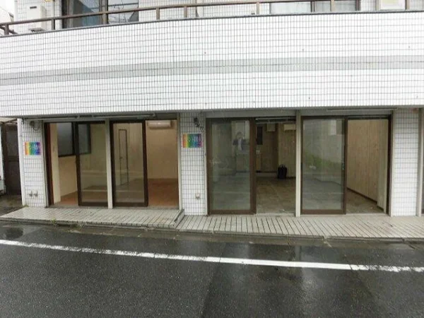 雪が谷大塚の事務所仕様物件のエントランス