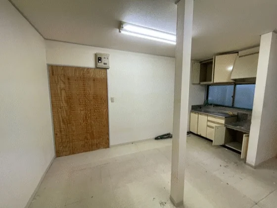 貸店舗(スケルトン)の内装