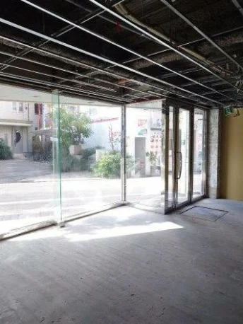 東向島のスケルトン物件の内装