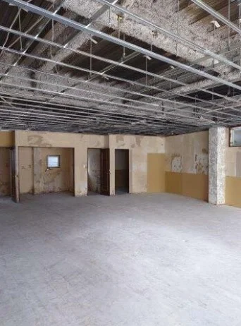 貸店舗(スケルトン)の内装