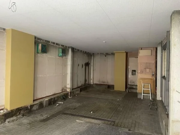 貸店舗(スケルトン)の内装