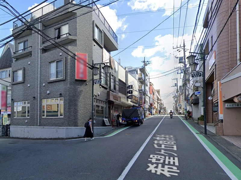 中華料理の居抜き物件の外観