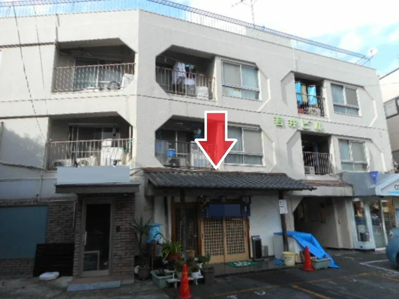 柿生のスケルトン店舗物件の外観