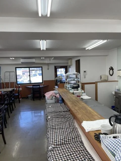戸塚の定食屋居抜きの内装