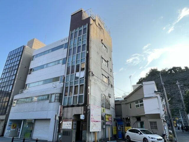 スナック・パブの居抜き物件の外観