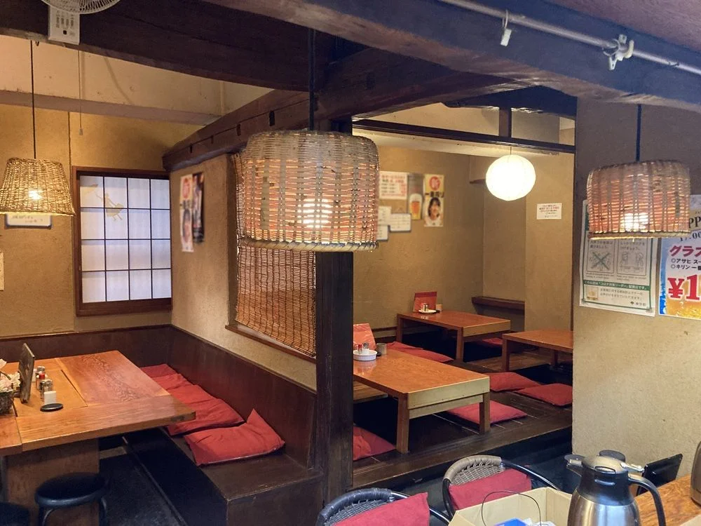 葛西の焼鳥・焼きとん居抜きの内装