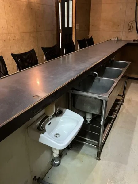 鶴間の居抜き店舗の厨房