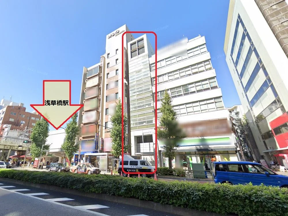 貸店舗(スケルトン)の外観