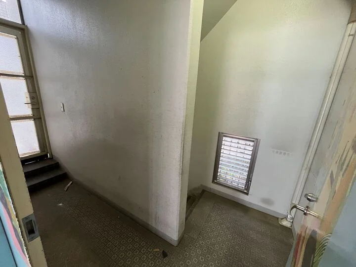 貸店舗(スケルトン)の内装