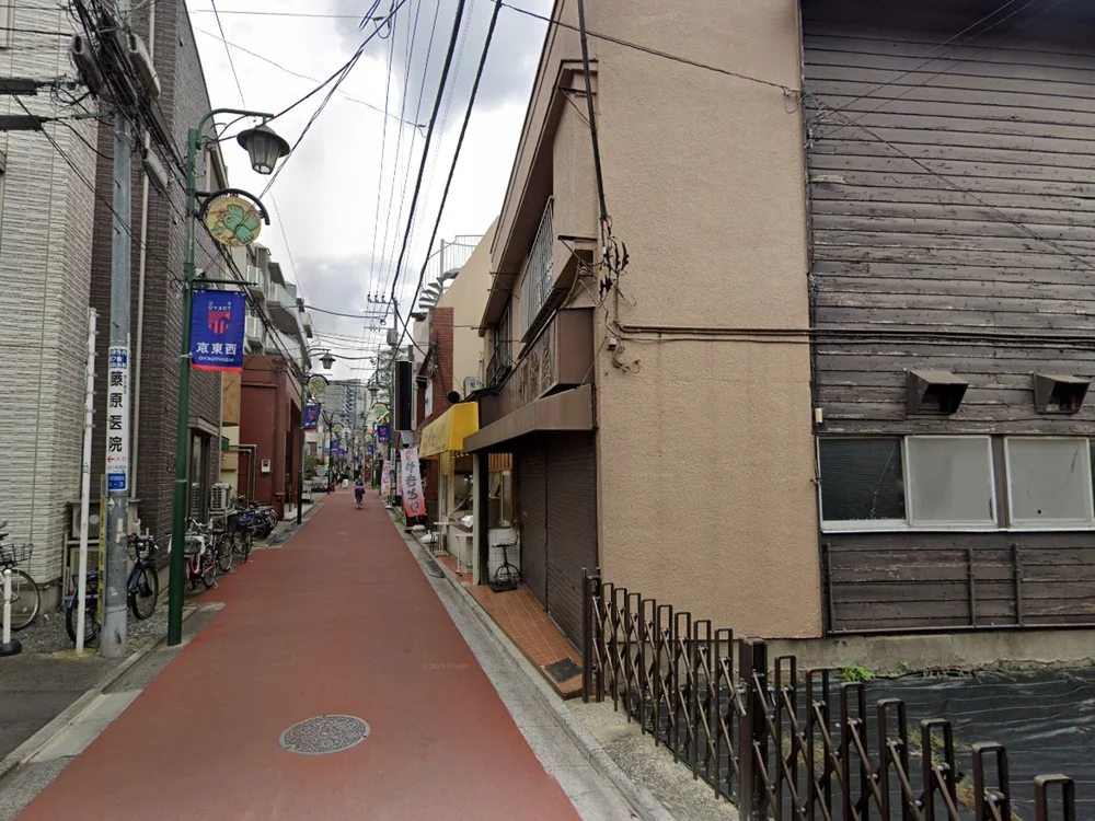 ひばりヶ丘のスケルトン物件の外観