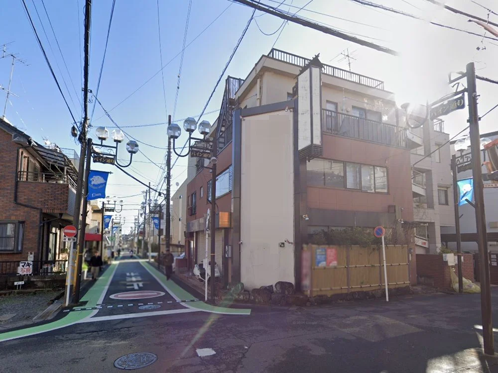 新所沢の居抜き店舗の外観