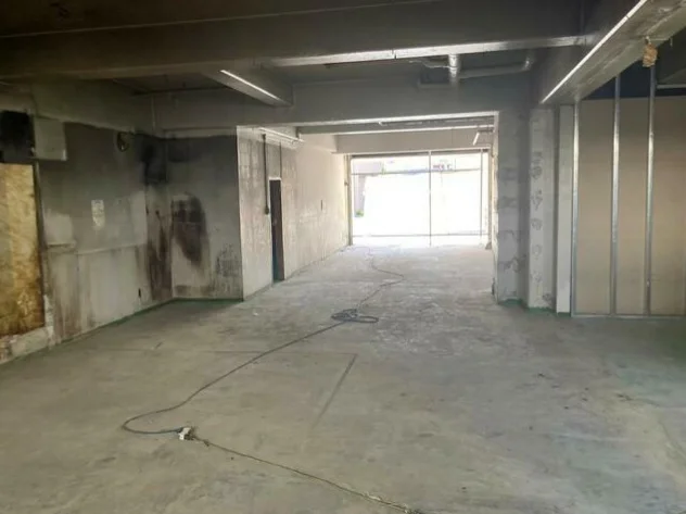 大井町のスケルトン物件の内装