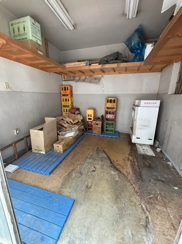 築地のスケルトン物件の内装