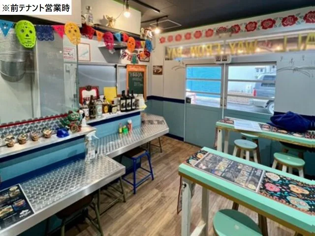 黄金町の居抜き店舗の内装