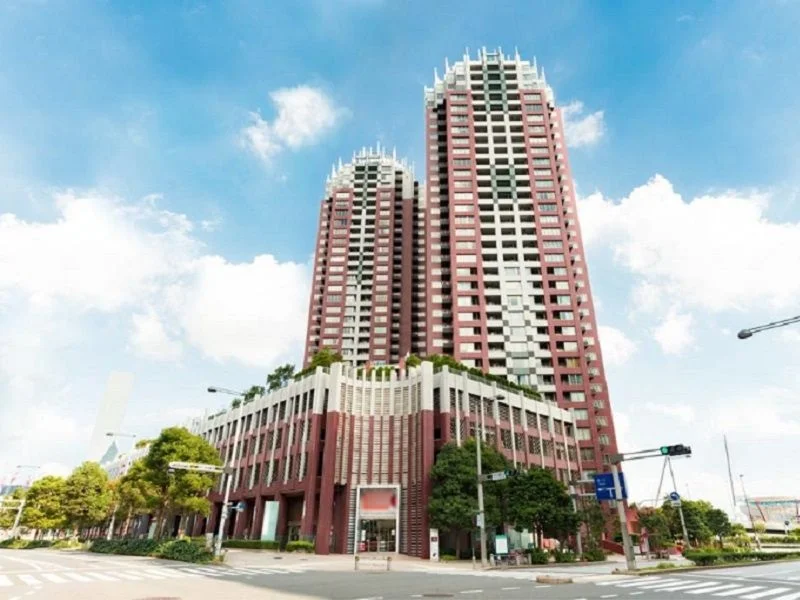 お台場海浜公園のスケルトン店舗物件の外観