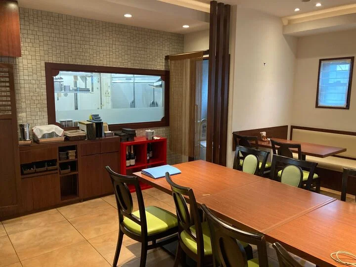 用賀の居抜き店舗の内装