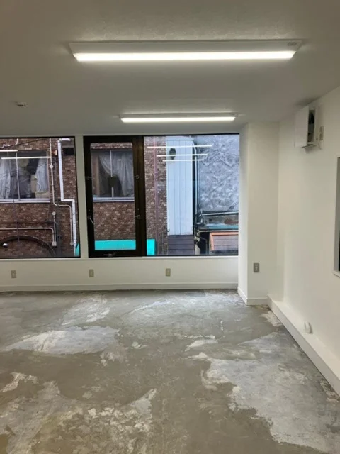 貸店舗(スケルトン)の内装