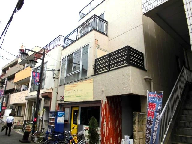 西武柳沢のBAR・ショットバー居抜きの外観