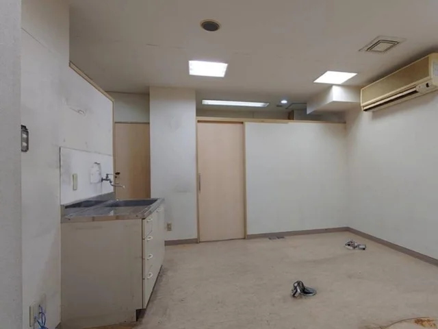 歯科の居抜き物件の内装