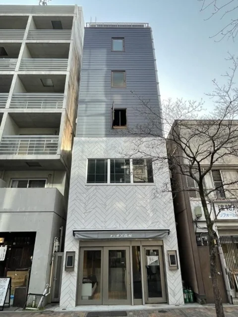 広尾のエステ居抜きの外観