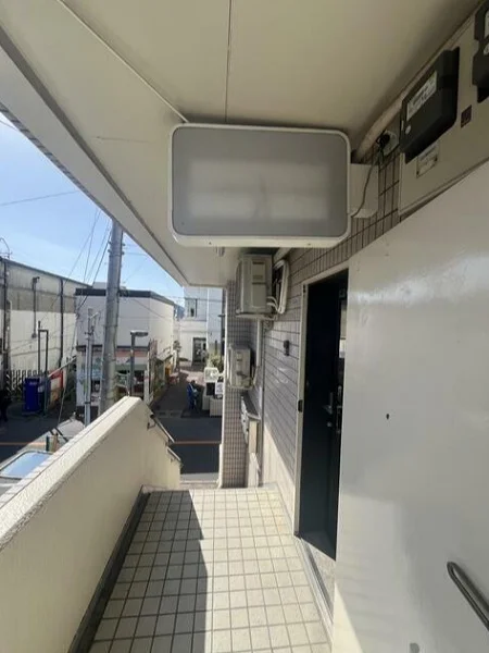 国府台の居抜き店舗のエントランス