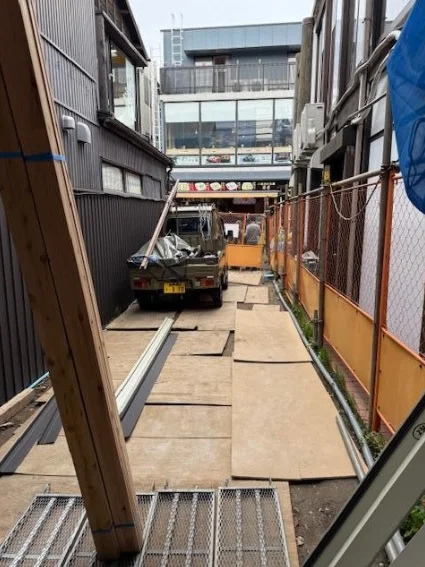 貸店舗(スケルトン)の内装