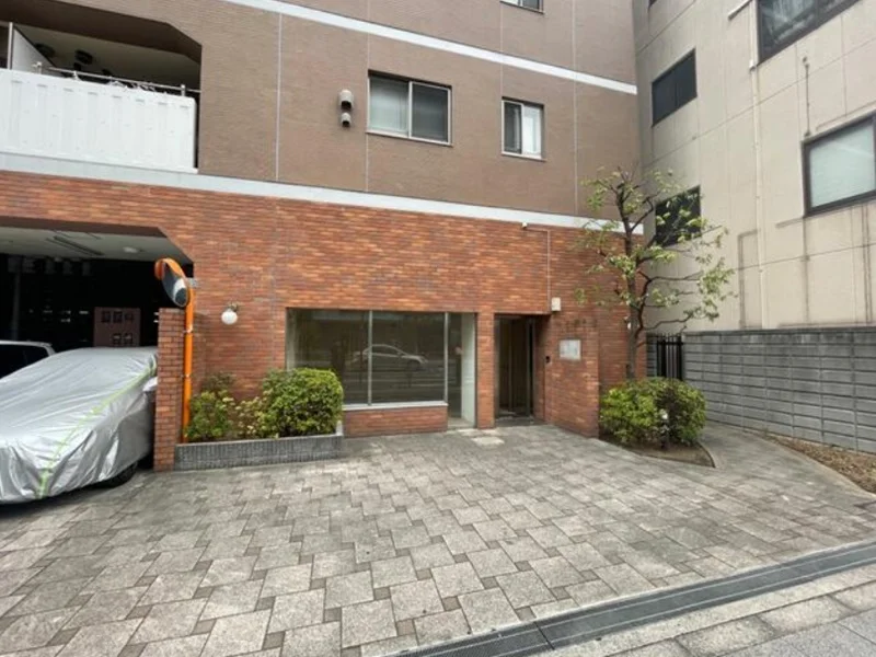 貸店舗(事務所仕様)の外観