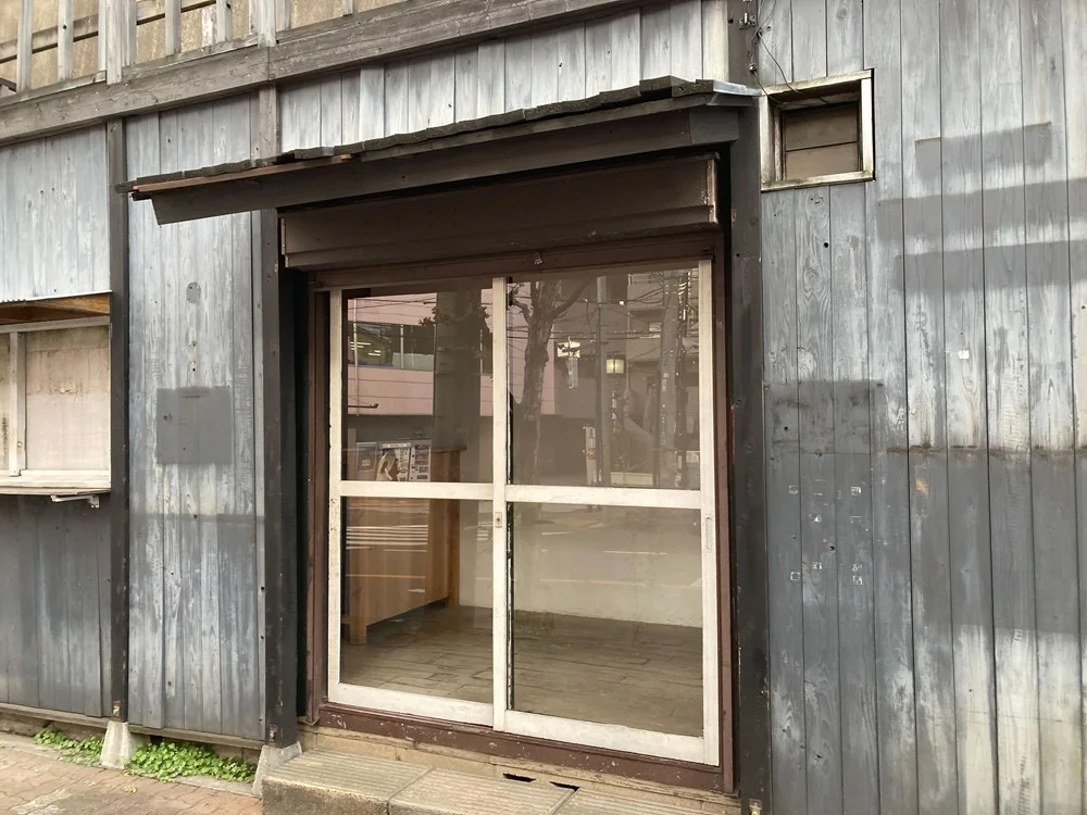 国分寺の居抜き店舗の外観