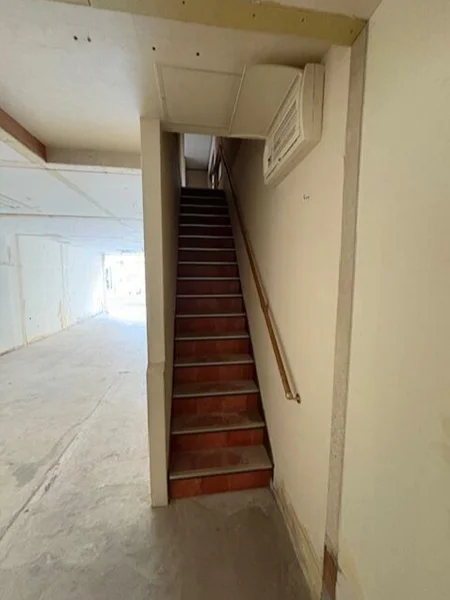 柴崎のスケルトン物件の内装