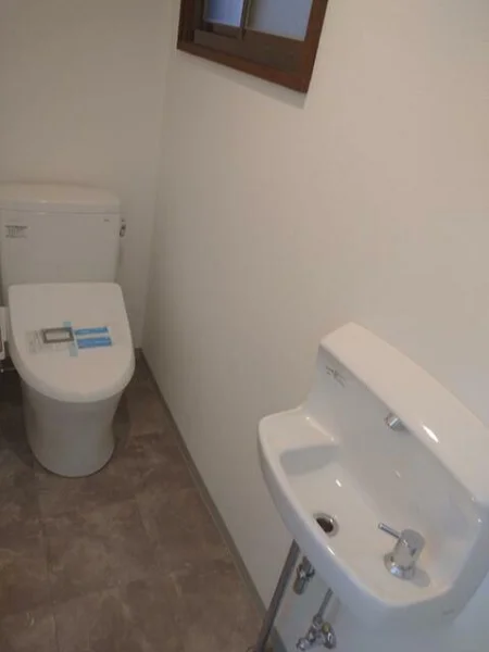 貸店舗(事務所仕様)の内装