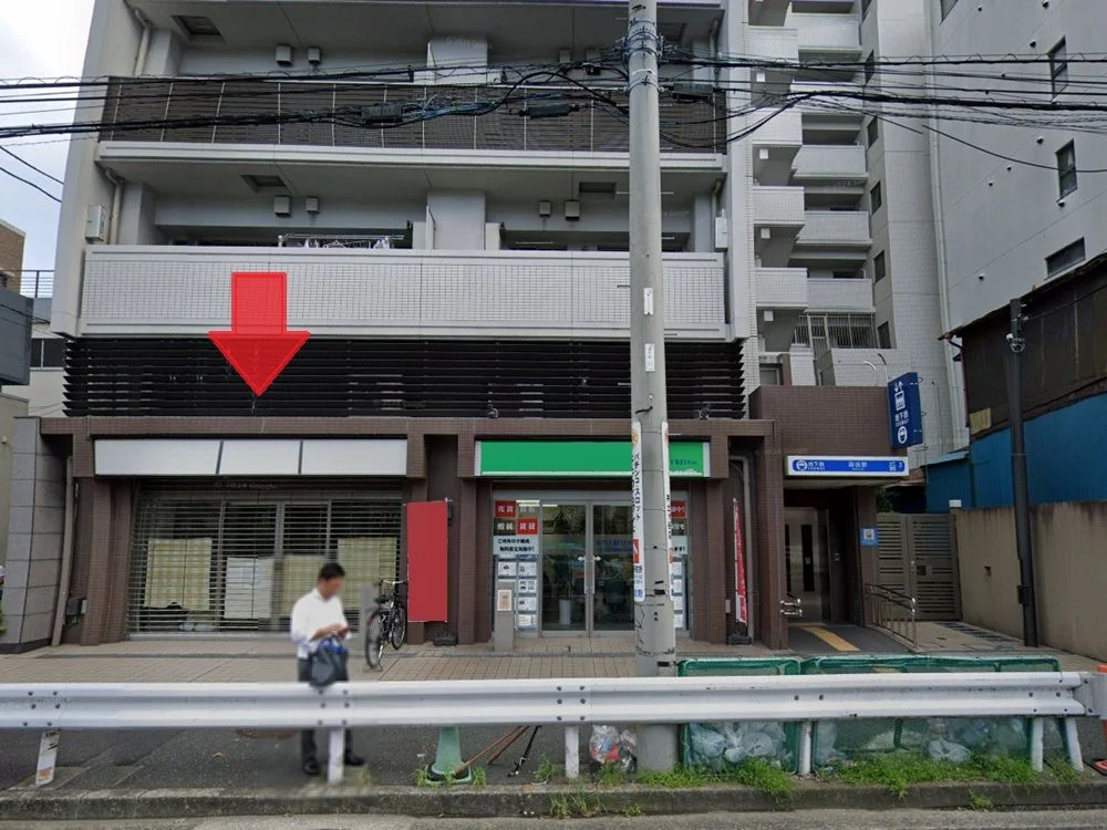 貸店舗(事務所仕様)の外観