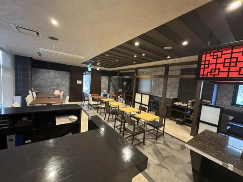 市川塩浜の居抜き店舗の内装