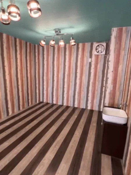 物販の居抜き物件の内装