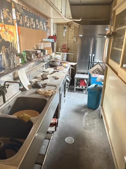 居酒屋の居抜き物件の厨房