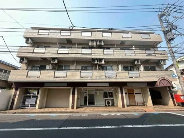 貸店舗(事務所仕様)の外観