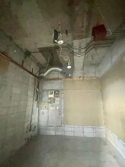 貸店舗(スケルトン)の内装